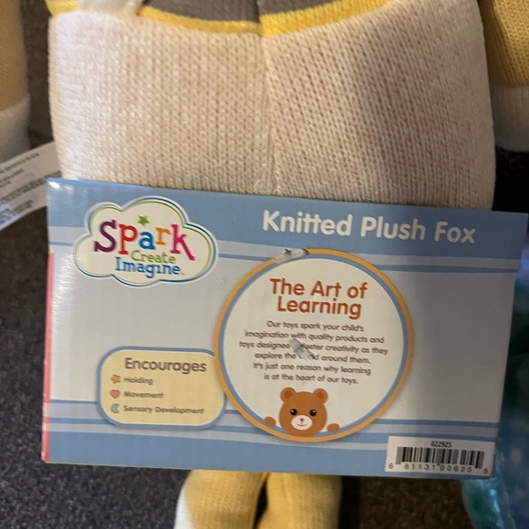 Spark Create Imagine Knitted Plush Fox 4/$25 - Picture 3 of 3